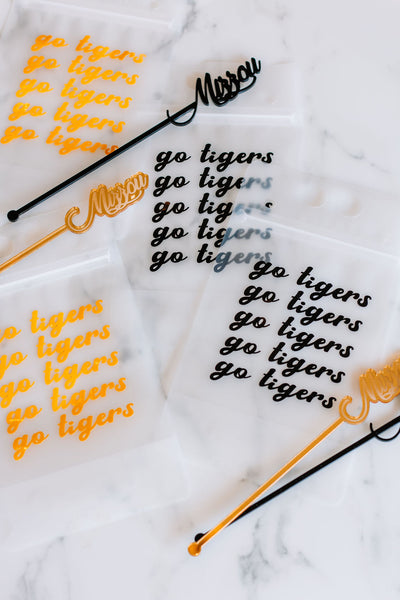 tailgate gameday drink pouch